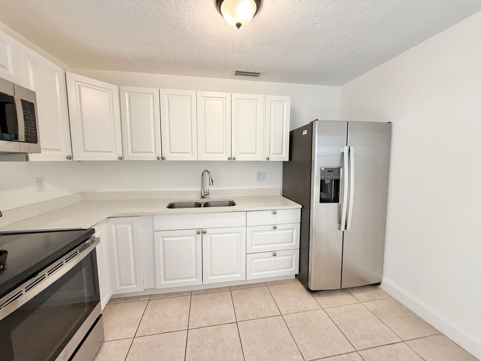 На продажу: $1,239,000 (0 спален, 0 ванн, 3384 Квадратных фут)