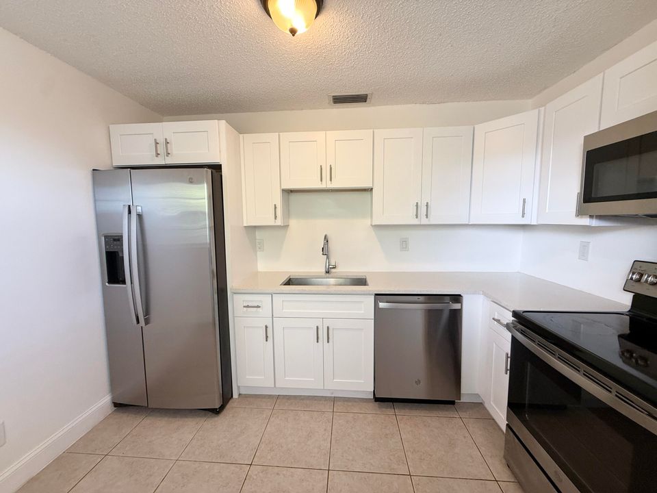 На продажу: $1,239,000 (0 спален, 0 ванн, 3384 Квадратных фут)