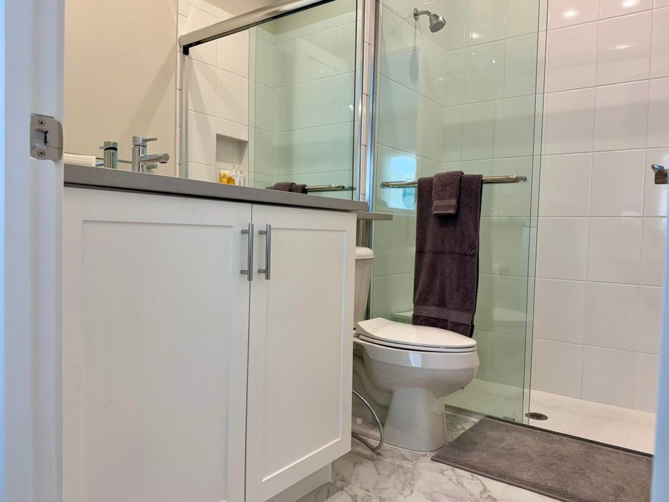 For Sale: $2,500,000 (4 beds, 4 baths, 3106 Square Feet)