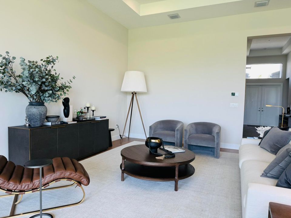 For Sale: $2,500,000 (4 beds, 4 baths, 3106 Square Feet)