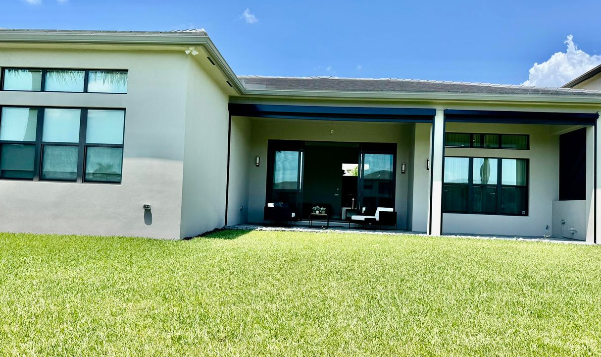 For Sale: $2,500,000 (4 beds, 4 baths, 3106 Square Feet)