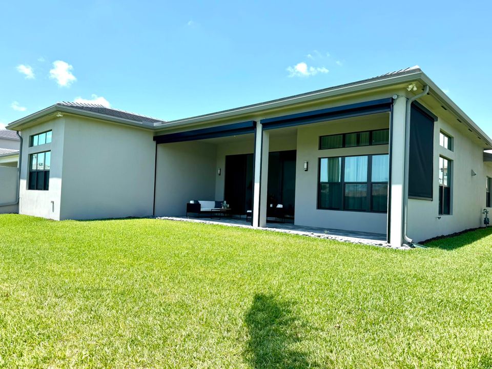 For Sale: $2,500,000 (4 beds, 4 baths, 3106 Square Feet)