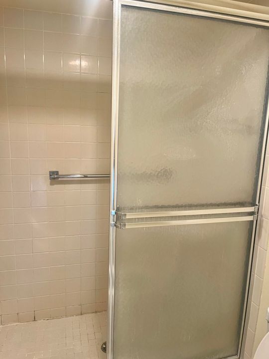 For Sale: $143,000 (2 beds, 2 baths, 1360 Square Feet)