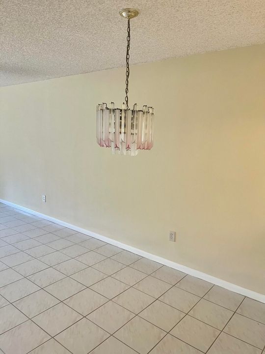 For Sale: $143,000 (2 beds, 2 baths, 1360 Square Feet)