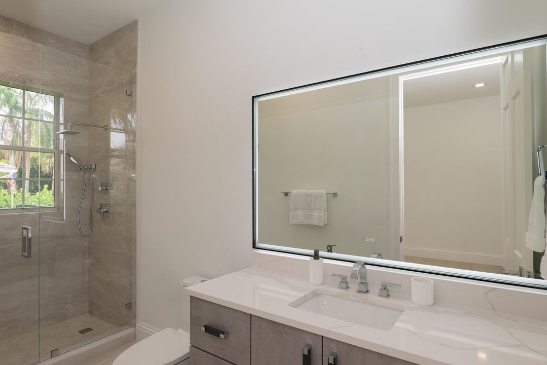 For Sale: $4,495,000 (6 beds, 7 baths, 6243 Square Feet)