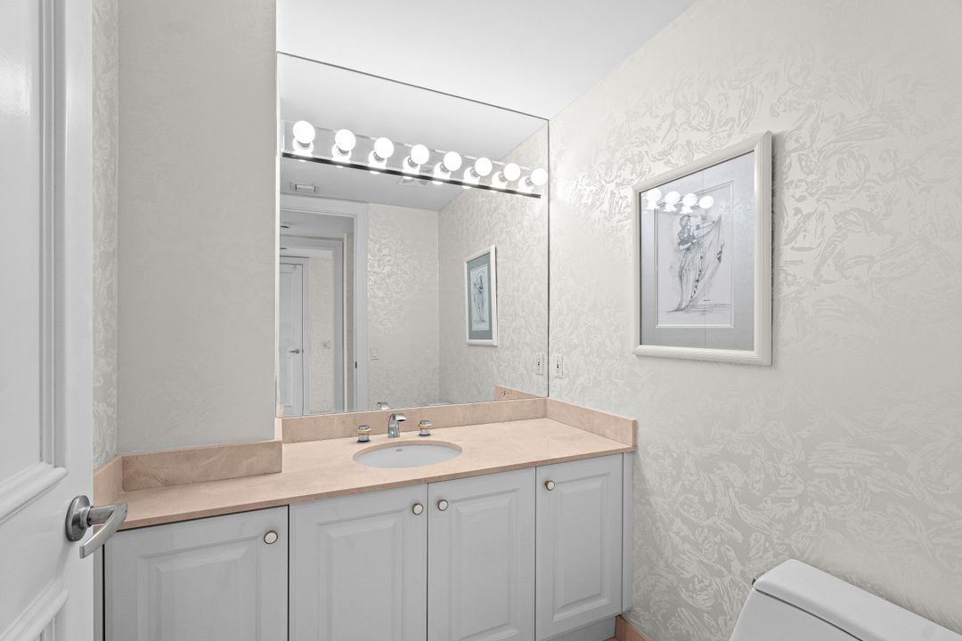 На продажу: $1,750,000 (3 спален, 2 ванн, 2019 Квадратных фут)