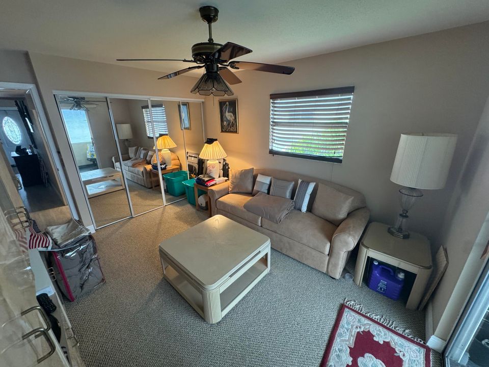 Active With Contract: $83,700 (2 beds, 2 baths, 880 Square Feet)