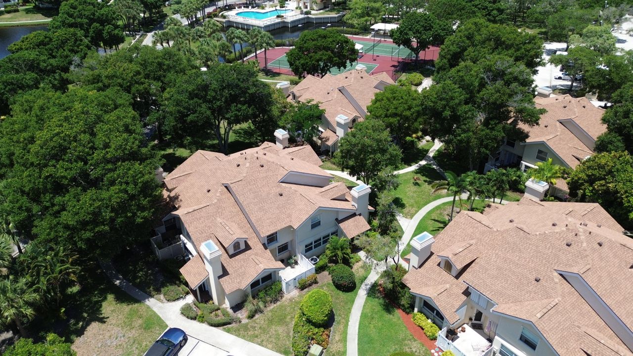 На продажу: $350,000 (3 спален, 2 ванн, 1386 Квадратных фут)