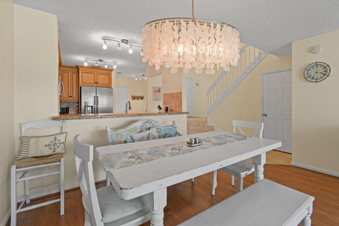 Activo con contrato: $3,000 (2 camas, 2 baños, 1431 Pies cuadrados)