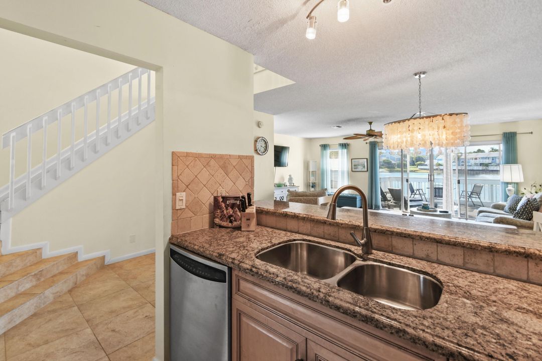 Activo con contrato: $3,000 (2 camas, 2 baños, 1431 Pies cuadrados)