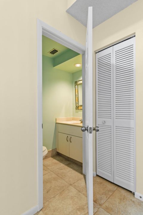 Activo con contrato: $3,000 (2 camas, 2 baños, 1431 Pies cuadrados)