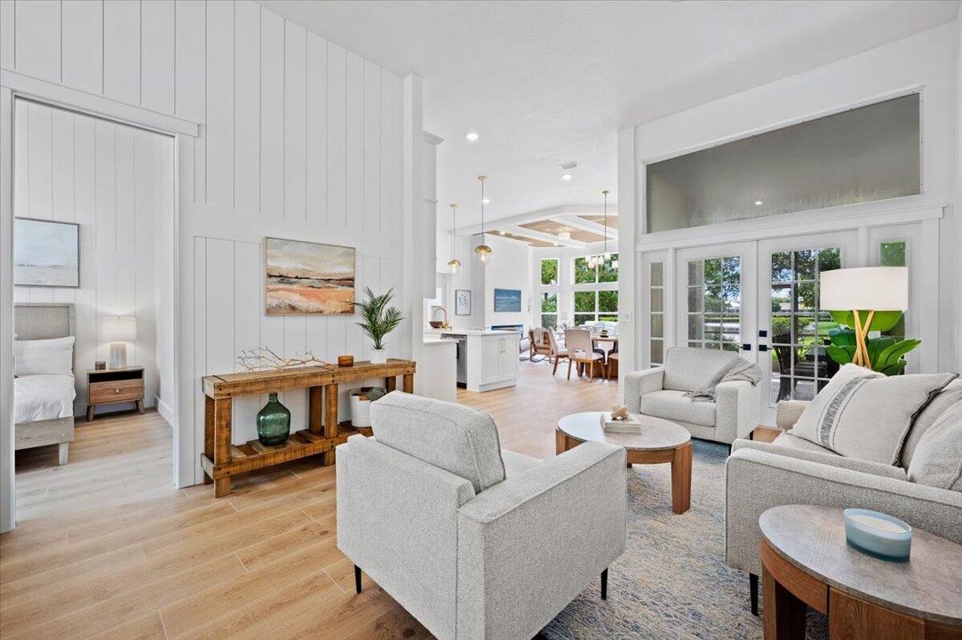 Activo con contrato: $899,900 (5 camas, 3 baños, 2338 Pies cuadrados)