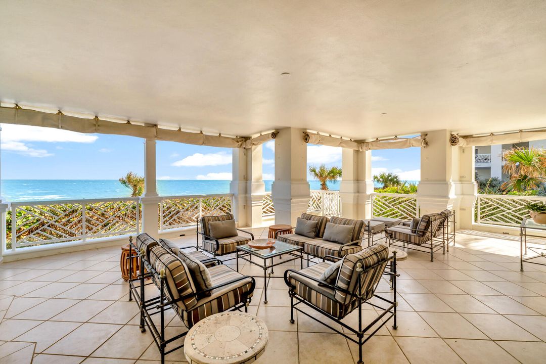 For Sale: $3,500,000 (4 beds, 5 baths, 4372 Square Feet)