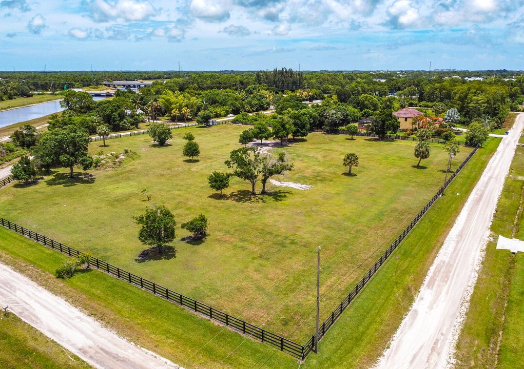 Active With Contract: $2,100,000 (0 beds, 0 baths, 0 Square Feet)