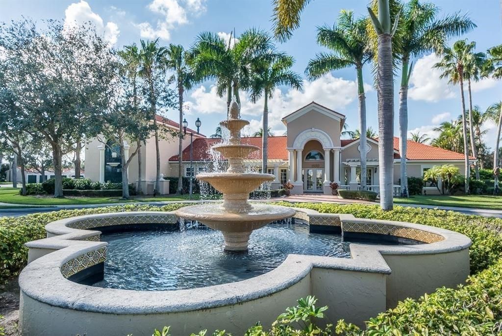 На продажу: $220,000 (2 спален, 2 ванн, 1140 Квадратных фут)