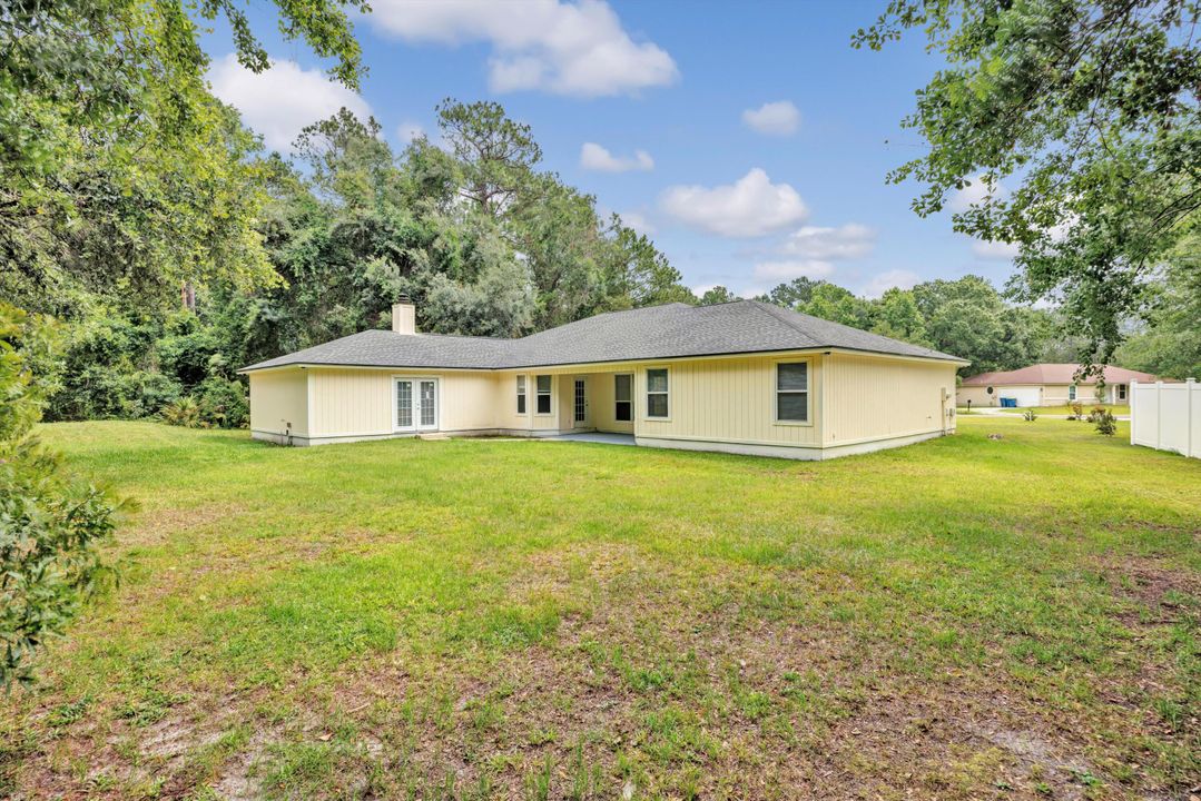 待售: $410,000 (4 贝兹, 3 浴室, 3062 平方英尺)