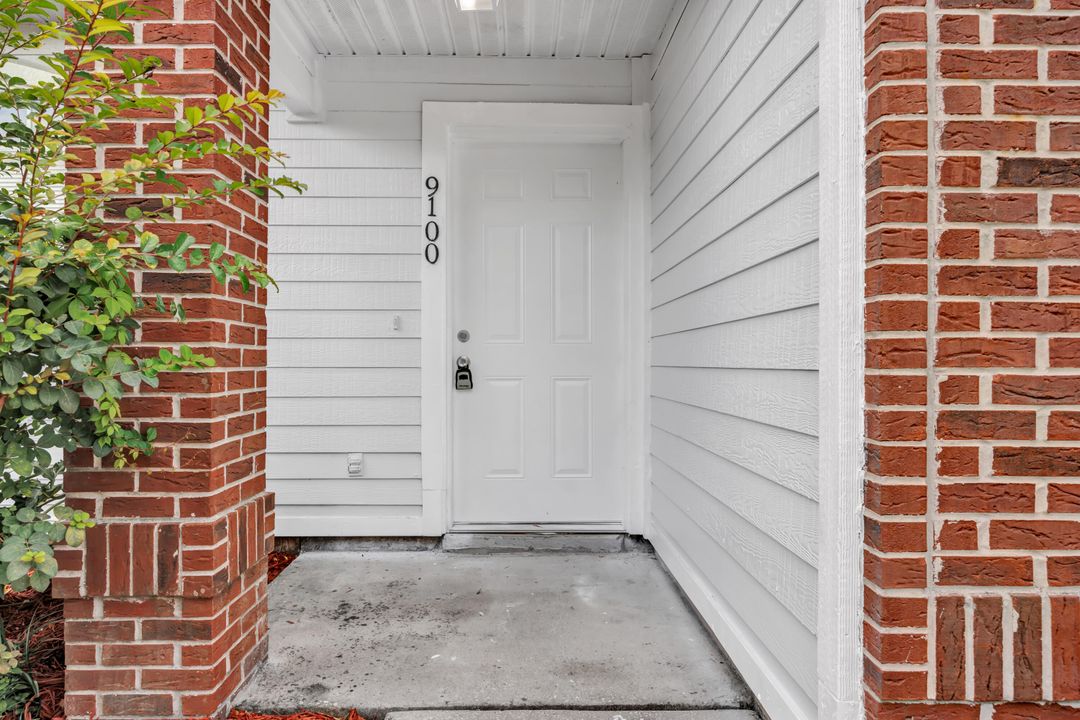 En Venta: $280,000 (3 camas, 2 baños, 1690 Pies cuadrados)