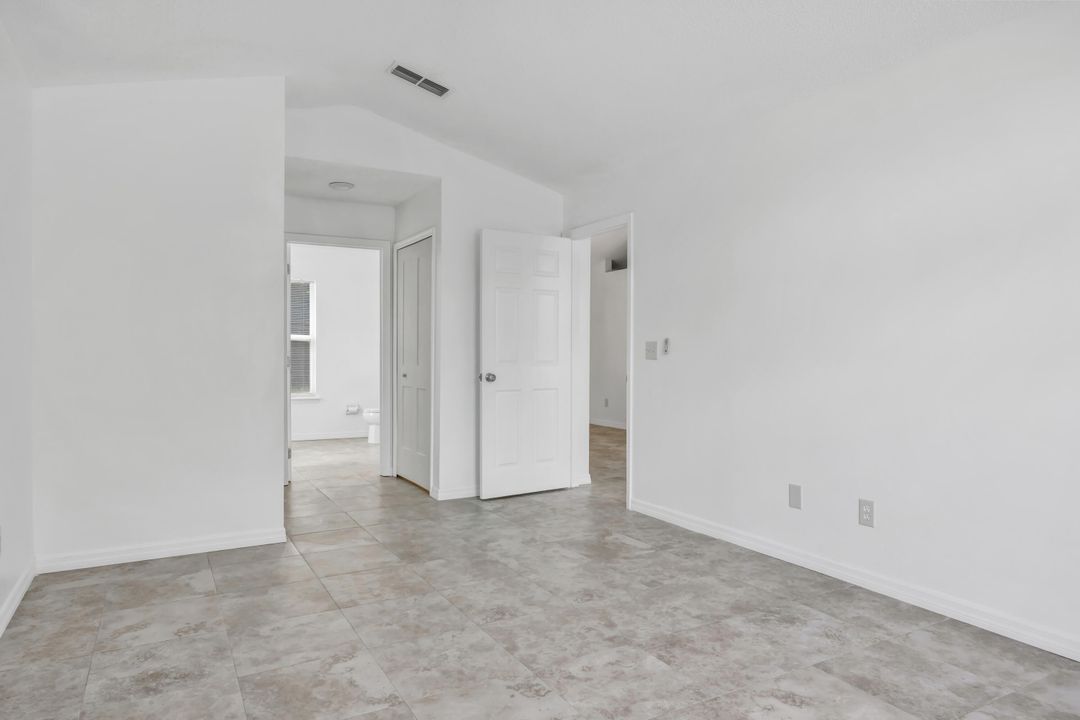 En Venta: $280,000 (3 camas, 2 baños, 1690 Pies cuadrados)