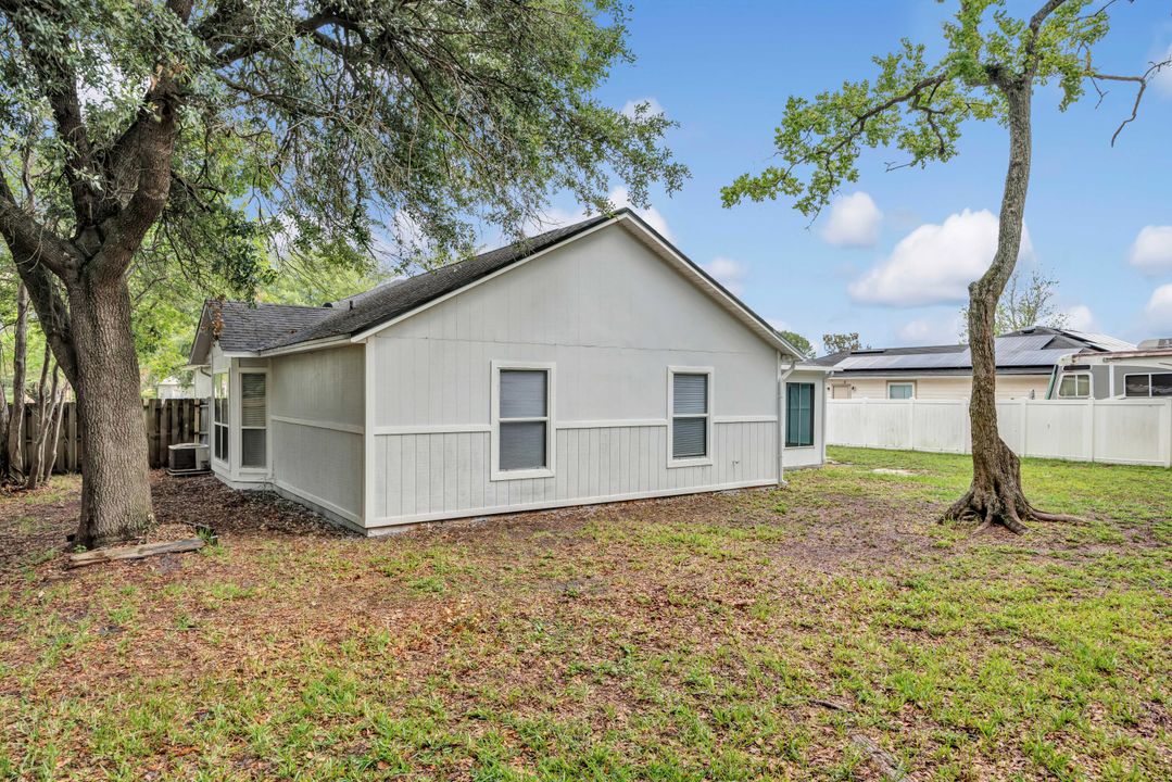 En Venta: $280,000 (3 camas, 2 baños, 1690 Pies cuadrados)