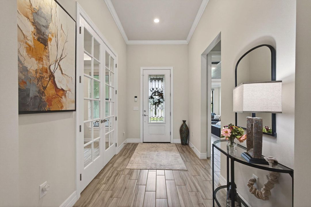 Под контрактом: $1,200,000 (3 спален, 3 ванн, 2534 Квадратных фут)