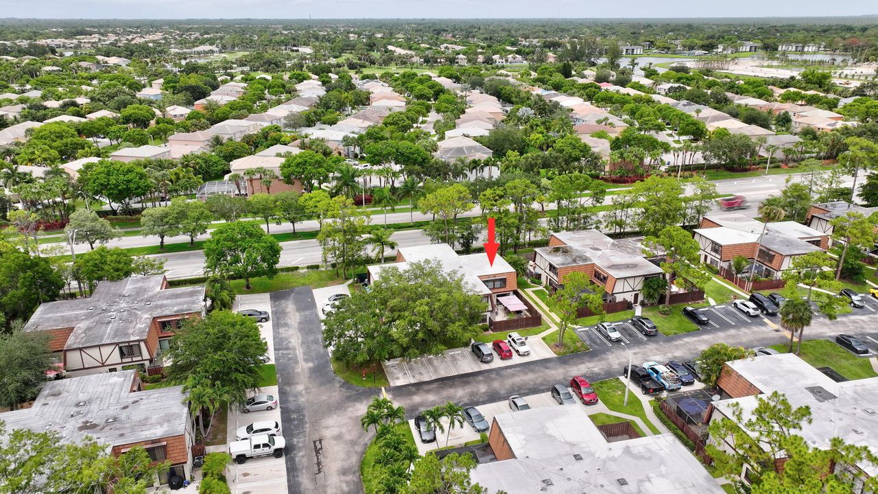 待售: $355,000 (3 贝兹, 2 浴室, 1710 平方英尺)