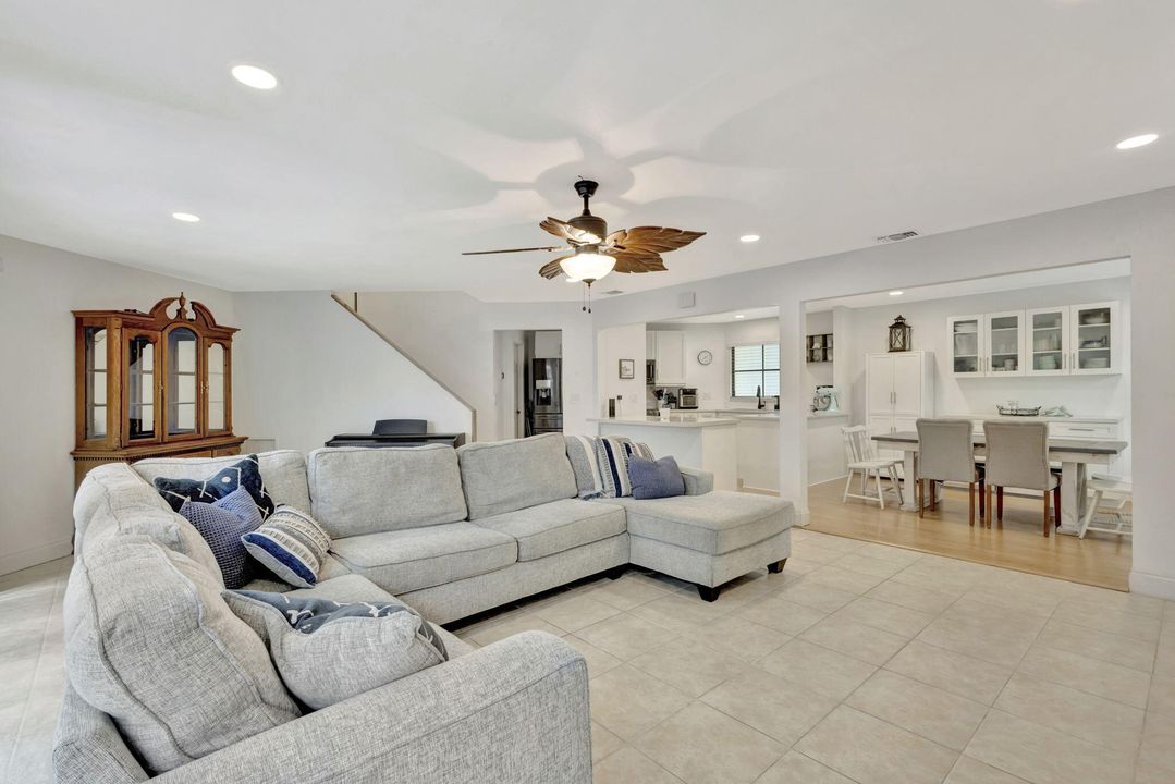 待售: $355,000 (3 贝兹, 2 浴室, 1710 平方英尺)