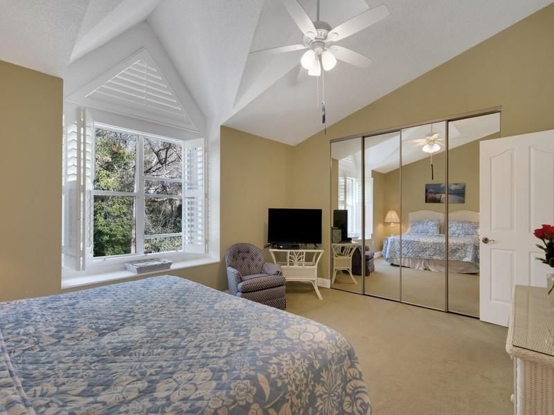 На продажу: $330,000 (2 спален, 2 ванн, 1665 Квадратных фут)