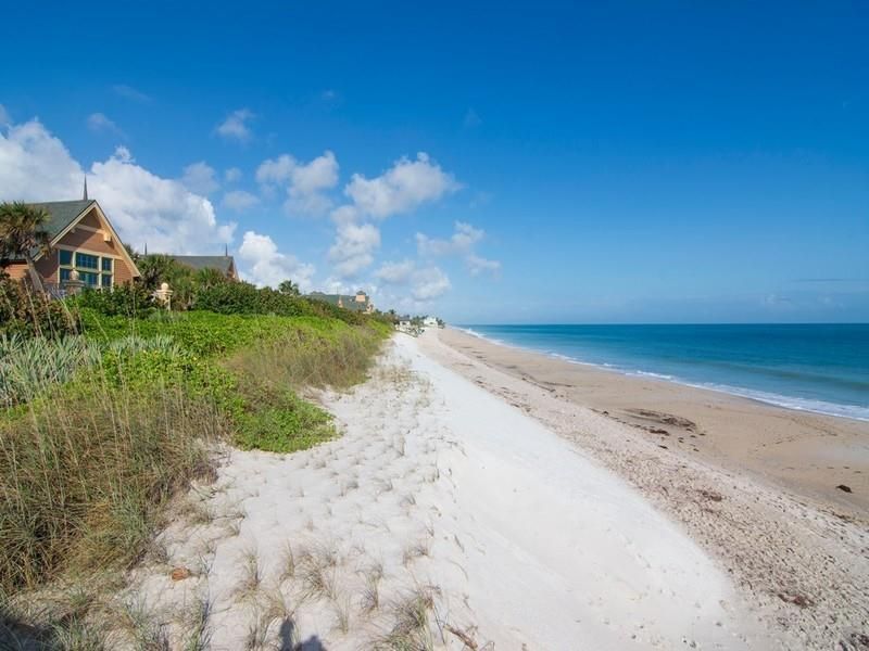 На продажу: $330,000 (2 спален, 2 ванн, 1665 Квадратных фут)