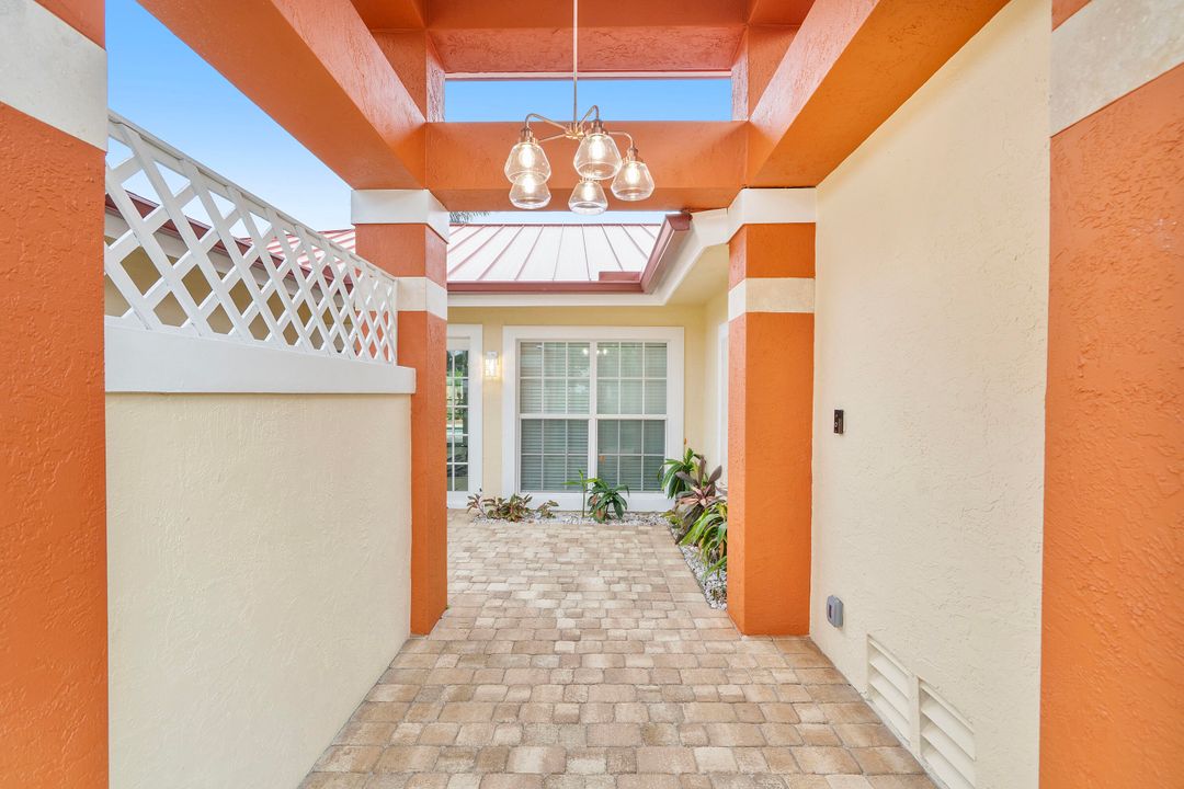 待售: $1,635,000 (4 贝兹, 4 浴室, 2160 平方英尺)