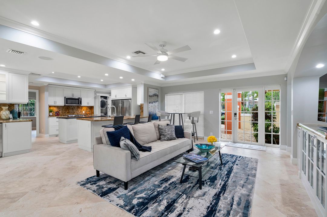 待售: $1,635,000 (4 贝兹, 4 浴室, 2160 平方英尺)