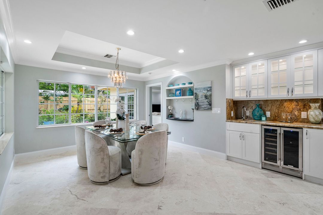 待售: $1,635,000 (4 贝兹, 4 浴室, 2160 平方英尺)