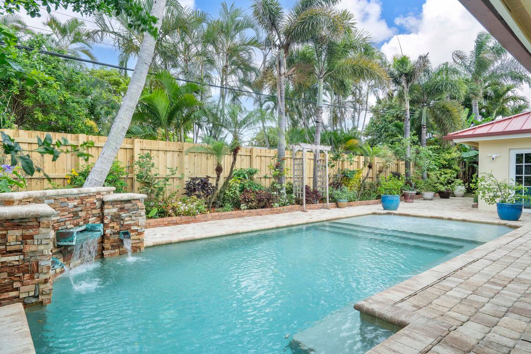 待售: $1,635,000 (4 贝兹, 4 浴室, 2160 平方英尺)