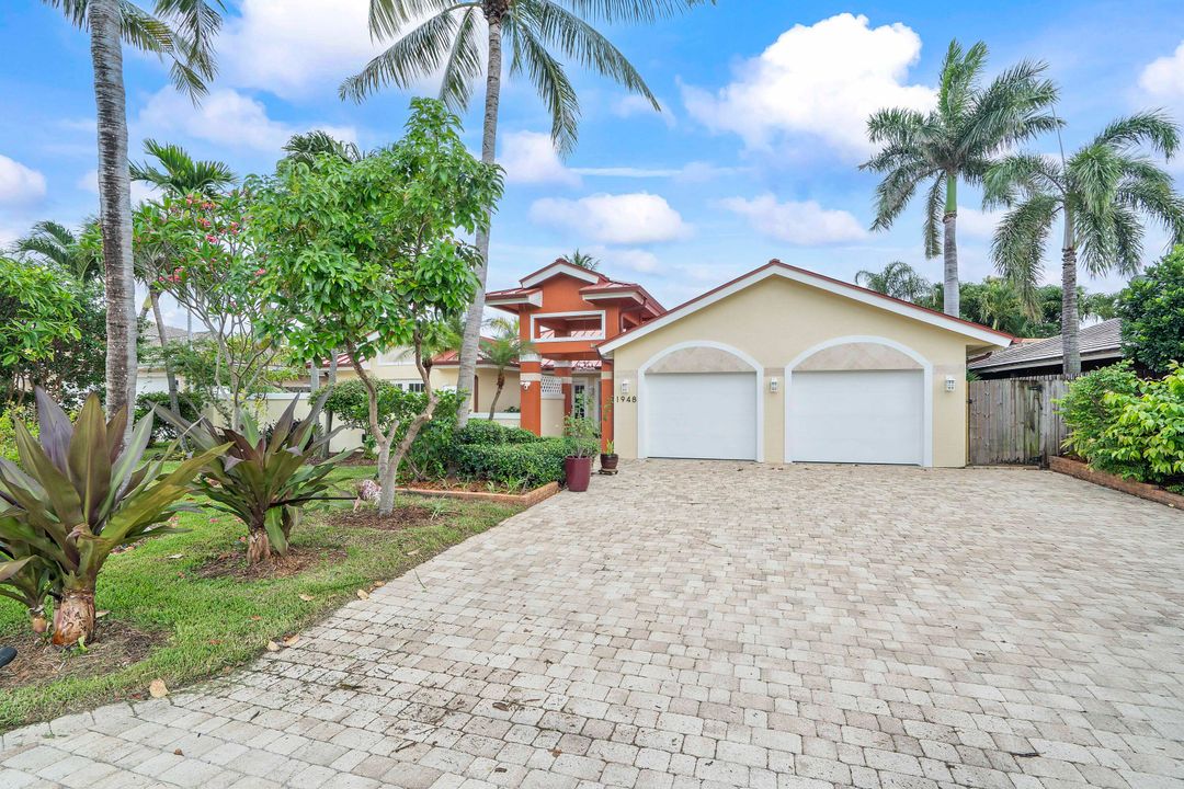 待售: $1,635,000 (4 贝兹, 4 浴室, 2160 平方英尺)