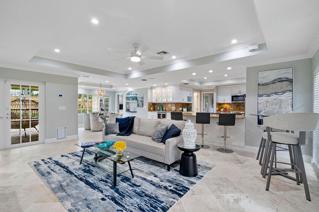 待售: $1,635,000 (4 贝兹, 4 浴室, 2160 平方英尺)