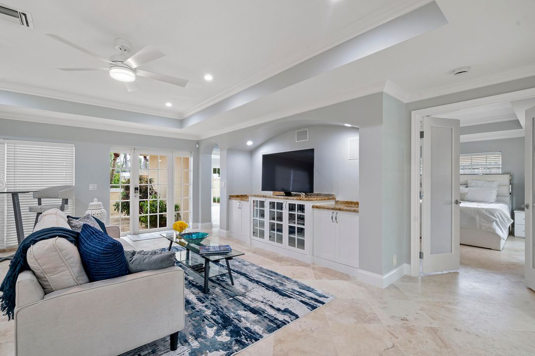 待售: $1,635,000 (4 贝兹, 4 浴室, 2160 平方英尺)