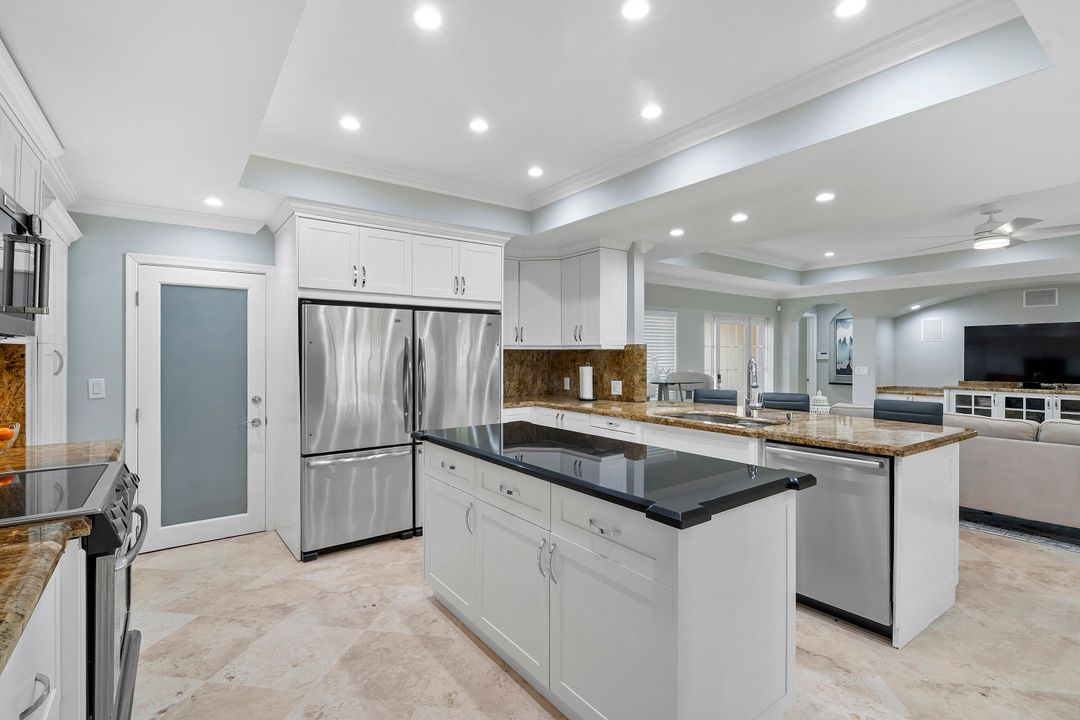 待售: $1,635,000 (4 贝兹, 4 浴室, 2160 平方英尺)