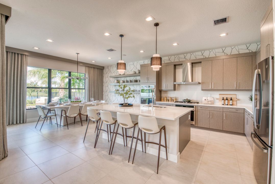 Active With Contract: $1,337,900 (4 beds, 5 baths, 3656 Square Feet)