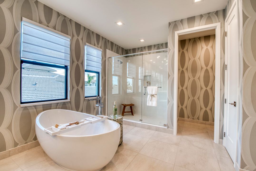 Active With Contract: $1,337,900 (4 beds, 5 baths, 3656 Square Feet)