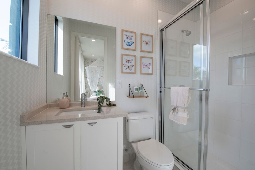 Active With Contract: $1,337,900 (4 beds, 5 baths, 3656 Square Feet)