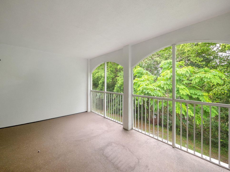 Activo con contrato: $149,000 (2 camas, 2 baños, 884 Pies cuadrados)