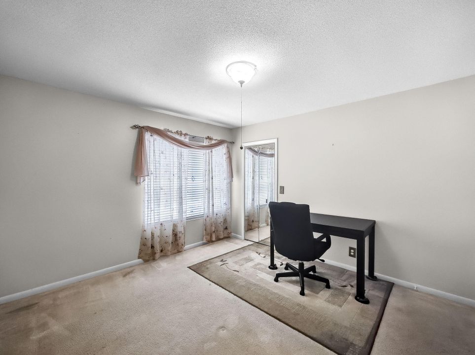 Activo con contrato: $149,000 (2 camas, 2 baños, 884 Pies cuadrados)