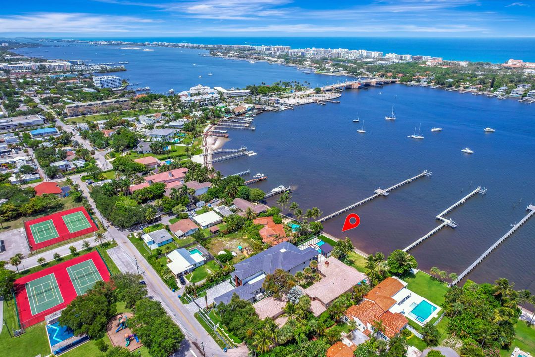 For Sale: $8,999,999 (7 beds, 8 baths, 8475 Square Feet)