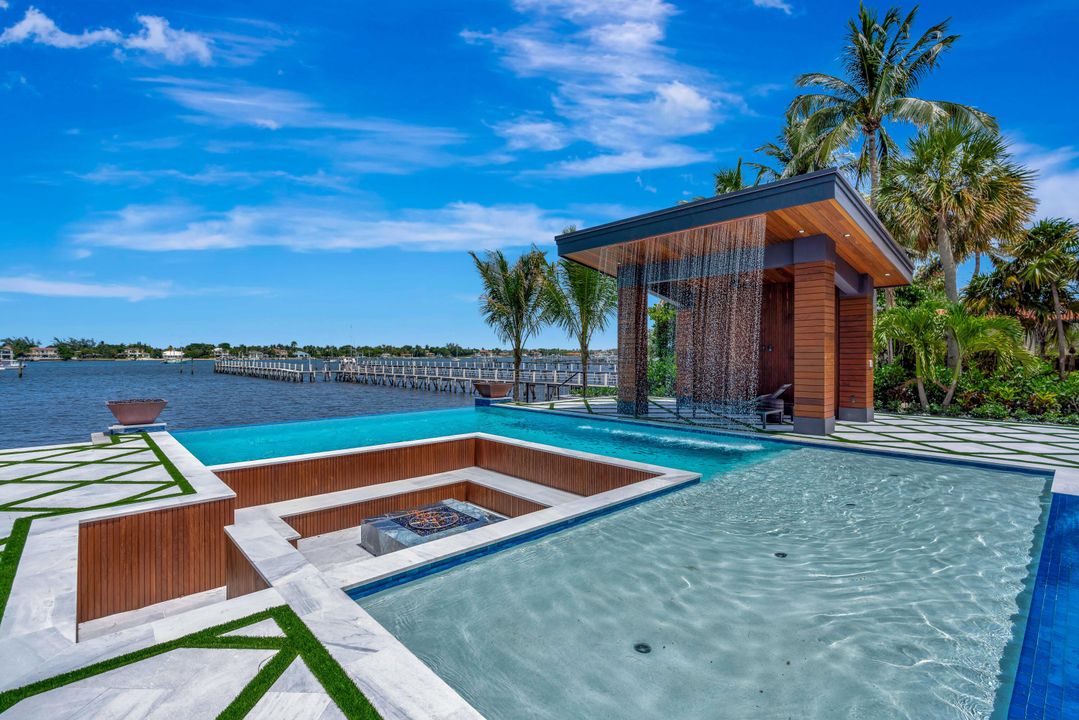 For Sale: $8,999,999 (7 beds, 8 baths, 8475 Square Feet)