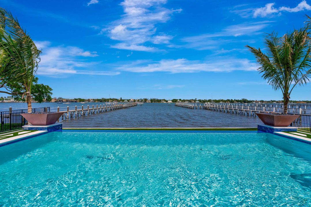 For Sale: $8,999,999 (7 beds, 8 baths, 8475 Square Feet)