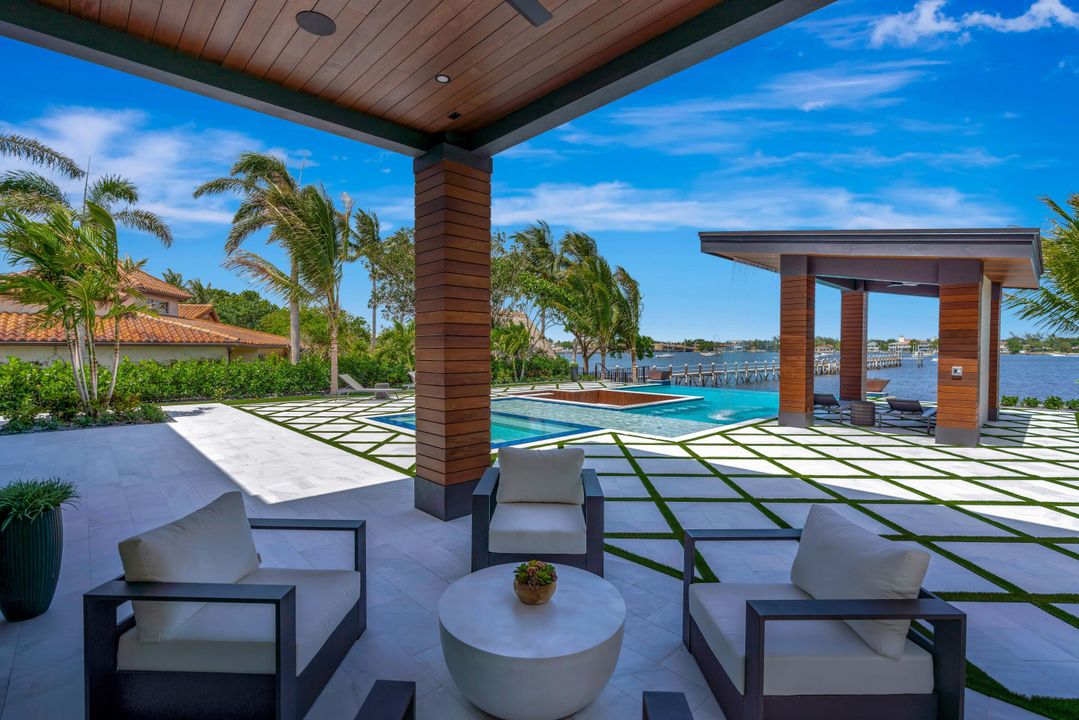 For Sale: $8,999,999 (7 beds, 8 baths, 8475 Square Feet)