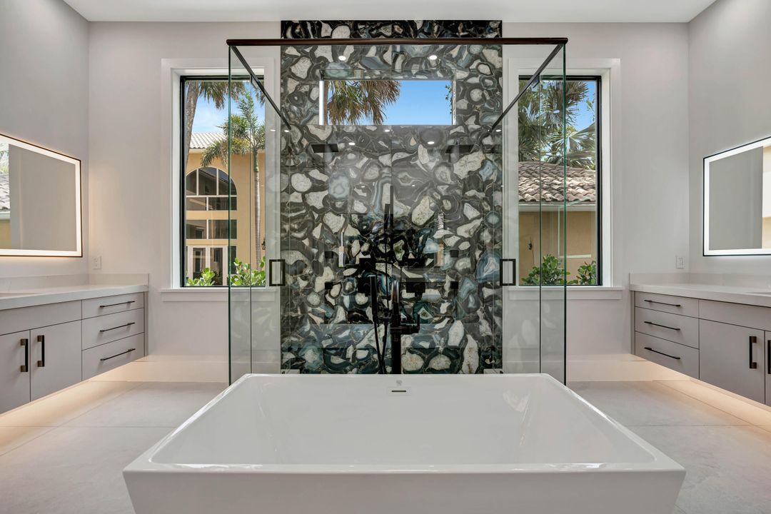 For Sale: $8,999,999 (7 beds, 8 baths, 8475 Square Feet)