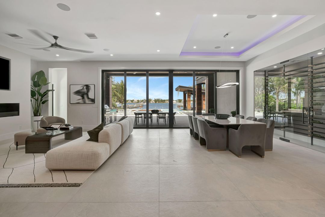 For Sale: $8,999,999 (7 beds, 8 baths, 8475 Square Feet)