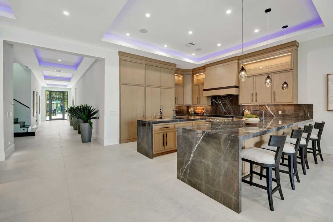 For Sale: $8,999,999 (7 beds, 8 baths, 8475 Square Feet)