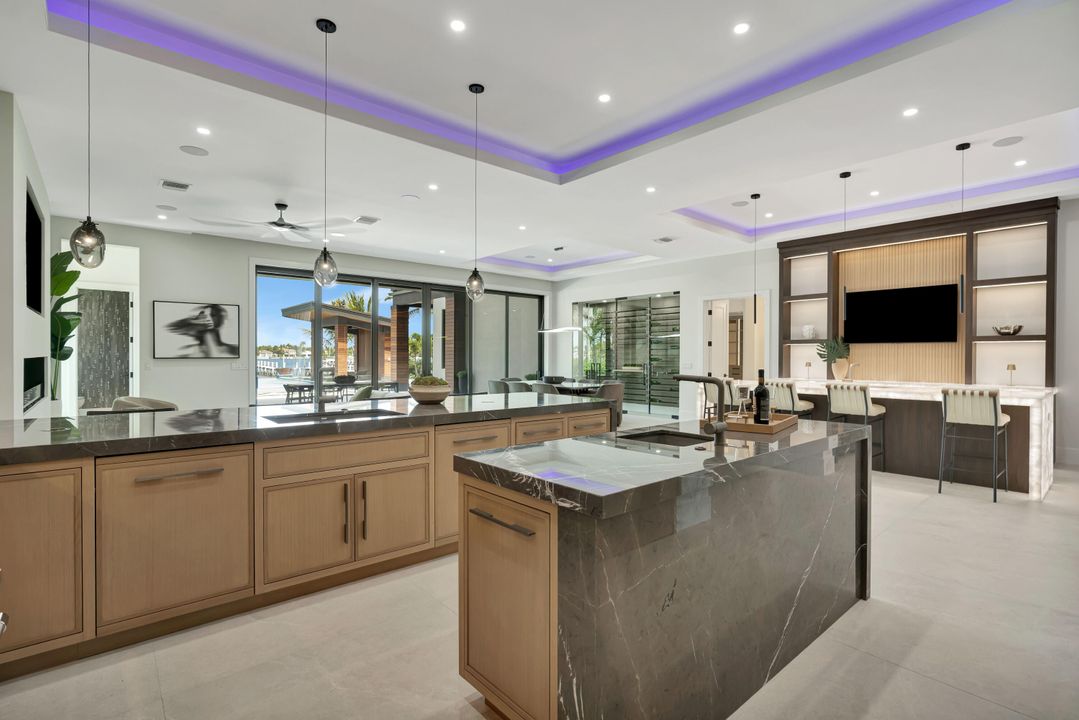 For Sale: $8,999,999 (7 beds, 8 baths, 8475 Square Feet)