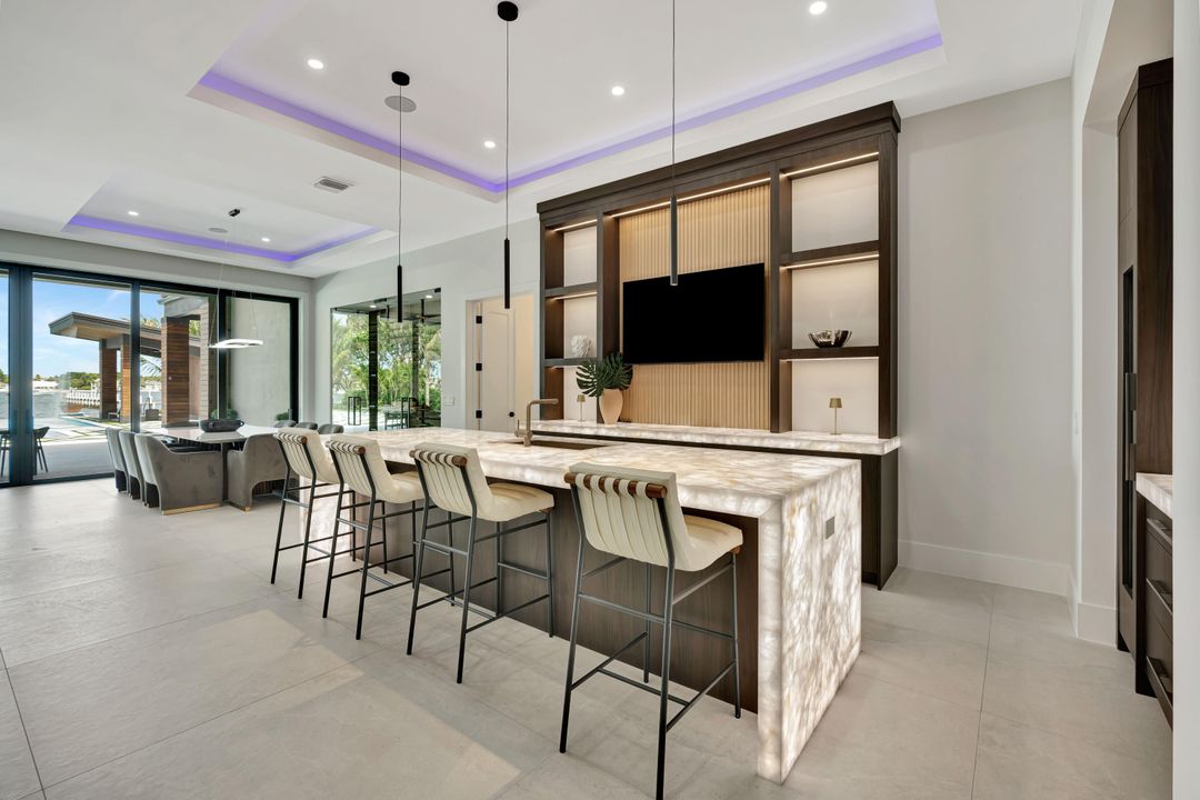 For Sale: $8,999,999 (7 beds, 8 baths, 8475 Square Feet)